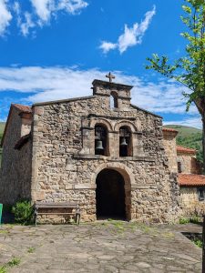 Iglesia de San Andres (Viaña)