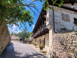 Casona de La Herrán (Terán)