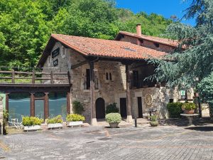 Casona de La Herrán (Terán)