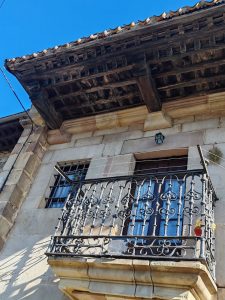 Hilera junto al Palacio Rubín de Celis (Renedo)
