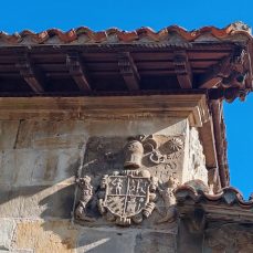 Hilera junto al Palacio Rubín de Celis (Renedo)