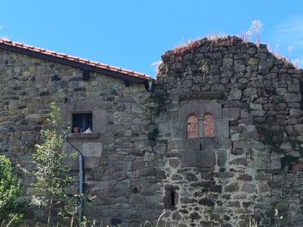 Ventana ajimezada - Casa del barrio de la Carpeza (Carmona)