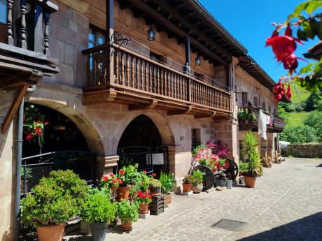 Hilera de casonas de la Joya (Carmona)