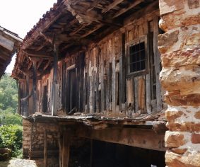 Casa del Callejón (Bárcena Mayor)