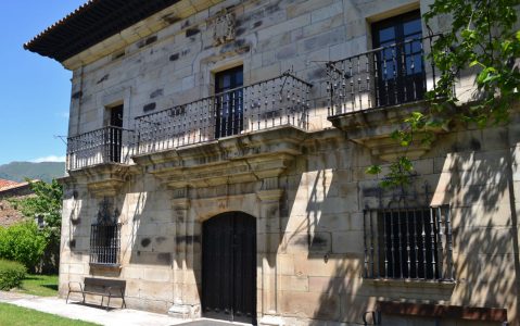 Palacio de Mier (Ruente)