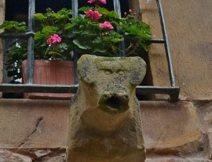 Piedra fregadera (Bárcena Mayor)