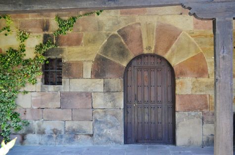 Arco de medio punto de Casa Llana (Valle)