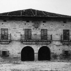 Casa palacio Gutiérrez de Mier (Mazcuerras)