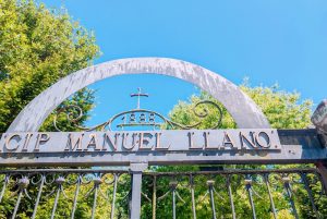 Centro escolar Manuel Llano (Terán)