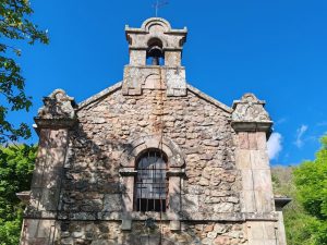 Iglesia de San Vicente (Selores)