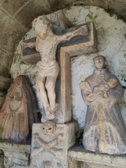 Santuco o humilladero (Selores)