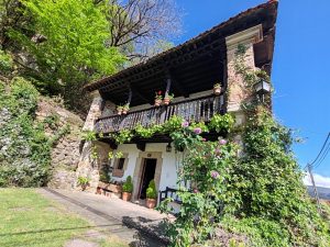 Casa con solana (Selores)
