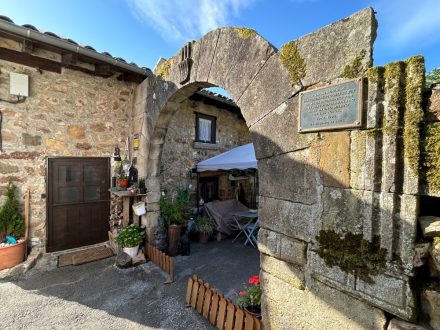 Casa con arco (Correpoco)