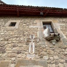 Casa con capilla (Mazcuerras)