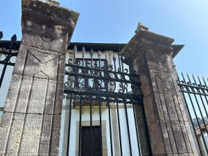 Detalle inscripción - Casa de Jándalos (Herrera de Ibio)