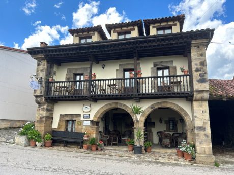 Casona La Colodra (Los Tojos)