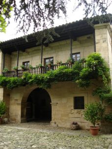 Casona de Ribero-Gutiérrez (Mazcuerras)