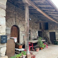 Hilera de casas llanas (Mazcuerras)