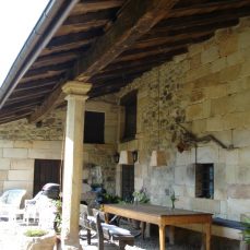 Hilera de casas llanas (Mazcuerras)