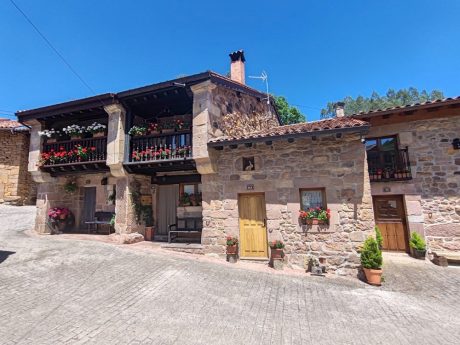 Hilera de la antigua casa gótica (San Pedro)