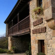Casona solariega (Sierra de Ibio)