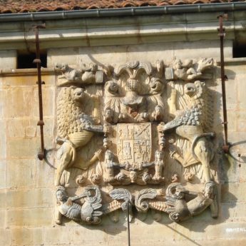 Escudo Gómez de la Torre (Riaño de Ibio)