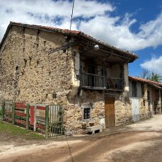 Casa de la Hilera de la Portilla (Colsa)